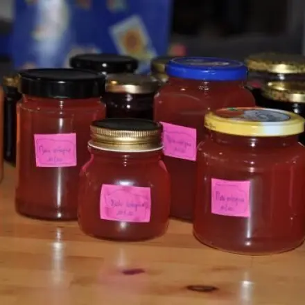 Etiketten für Gläser mit Milch