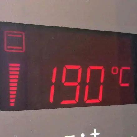 Temperatur des Backofens während des Aufheizens feststellen