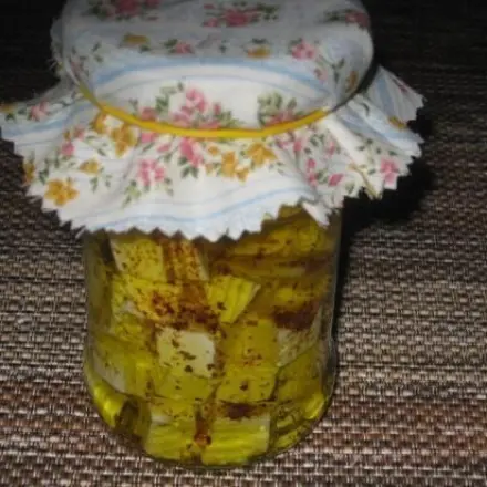 Schafskäse oder Feta einlegen