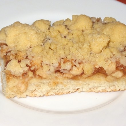 Apfel-Quark-Streuselkuchen aus Hefeteig - blitzschnell