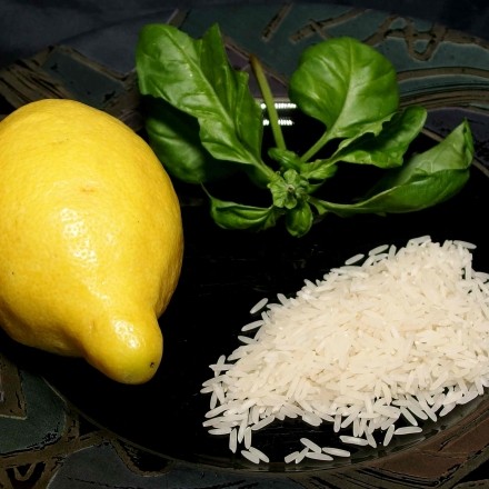 Zitronen-Basilikum-Reis