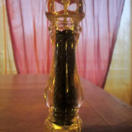 Pfeffermühle wieder scharf bekommen