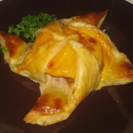 Mit Hackfleisch gefüllter Blätterteig: Hack-Mühlen