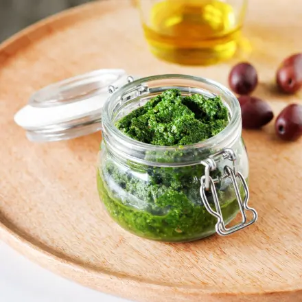 Pesto hält länger mit Olivenöl