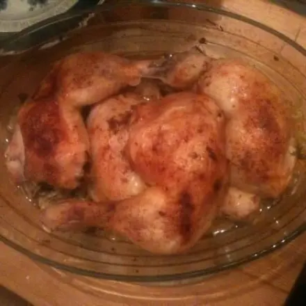 Hähnchenkeulen aus dem Bräter