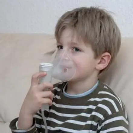 Inhalationsgerät (Pari Boy) bei Grippe