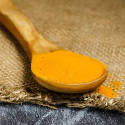 Curcuma gegen Halsweh
