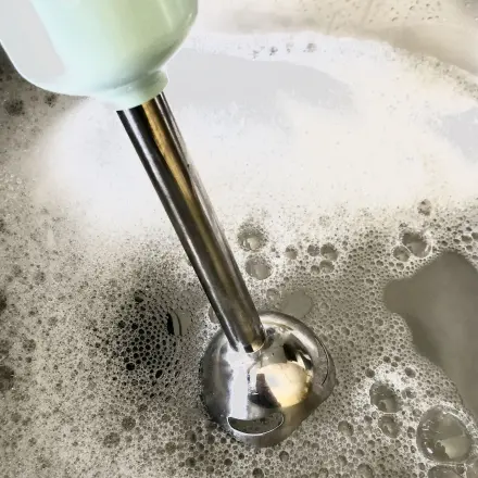 Pürierstab reinigen