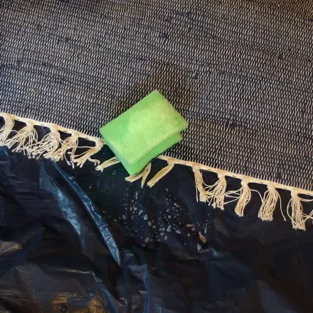 Teppichfransen reinigen