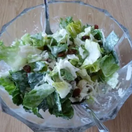 Sauerkrautsalat mit Mini-Romana