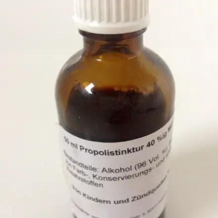 Aphten behandeln mit Propolis