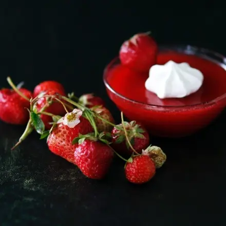 Erdbeer-Kaltschale