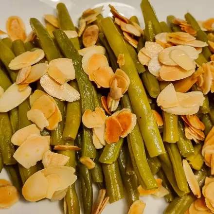 Grüne Bohnen mit Mandelpesto