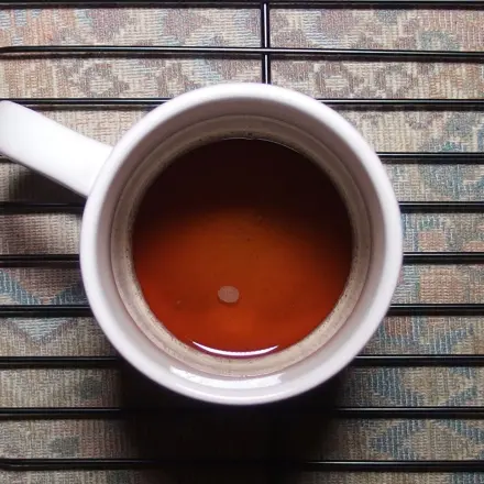 Grillrost mit Kaffee reinigen
