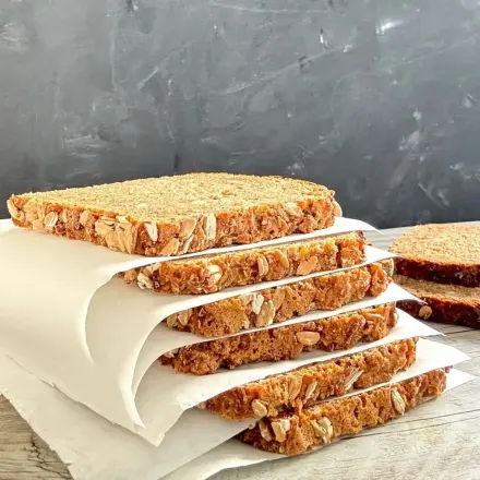 Schwarzbrotscheiben geschickt einfrieren