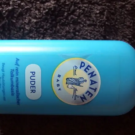 Babypuder gegen fettige Haare