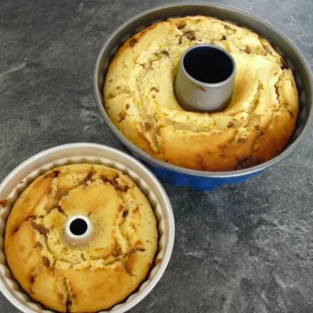 Rührkuchen mit Sekt, Mandarinen, Kokosflocken & Schokolade