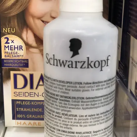 Haarfärbemittel für zwei Anwendungen verwenden