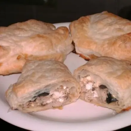 Herzhafte Blätterteig-Taschen