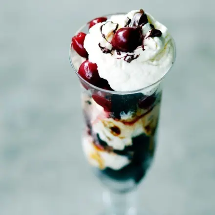 Pseudo Schwarzwaldbecher