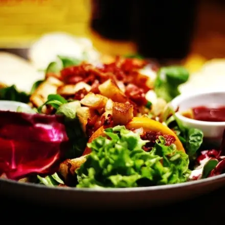 Schnelle Büro-Salate