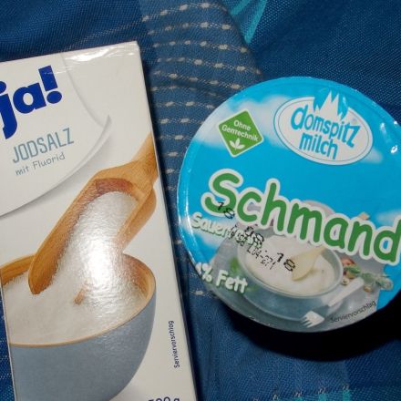 Bodypeeling billig und selbst gemacht mit Schmand und Salz