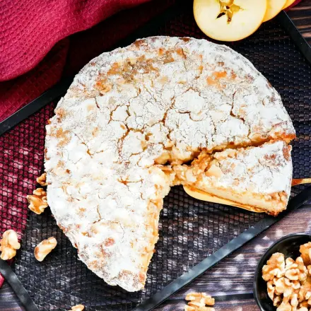 Ohne Pudding: Apfelkuchen mit Walnüssen