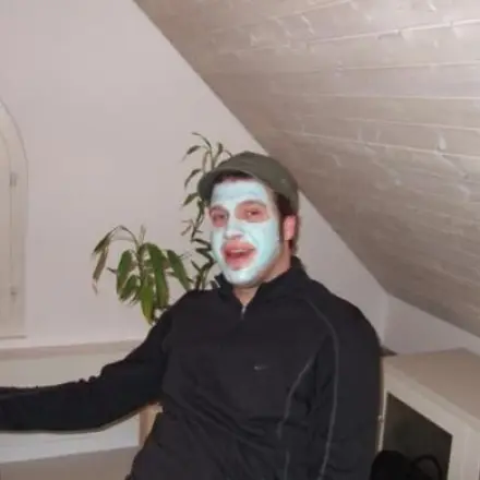 Pickel? Zahncreme hilft