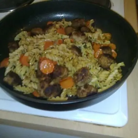 Leckere Nudelpfanne