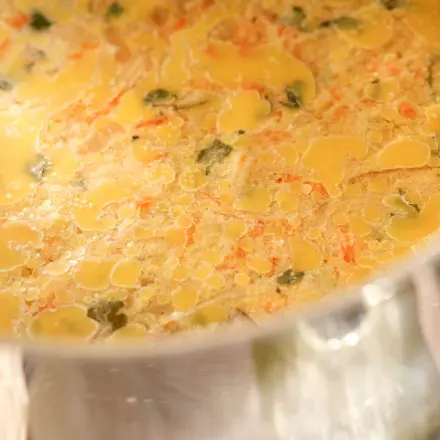 Fettschicht von Suppe leicht entfernen