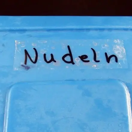 Tesafilm: Günstigere Gefrieretiketten Alternative