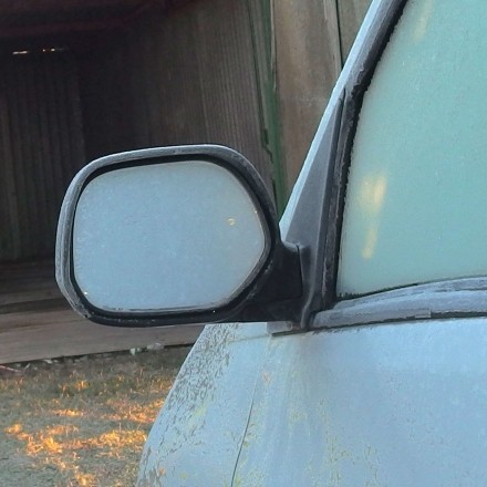 Auto Außenspiegel vor Zufrieren schützen