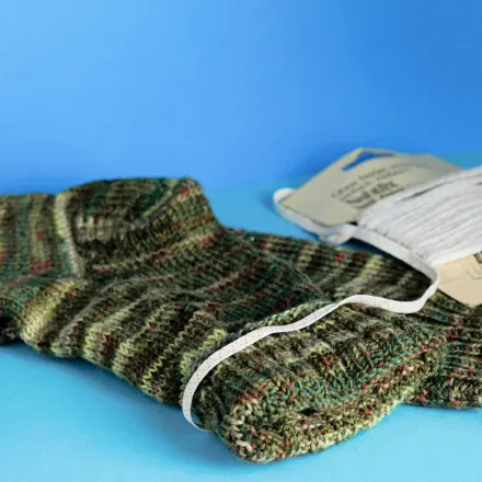 Kein Ausleiern der Bündchen von Selbstgestricktem