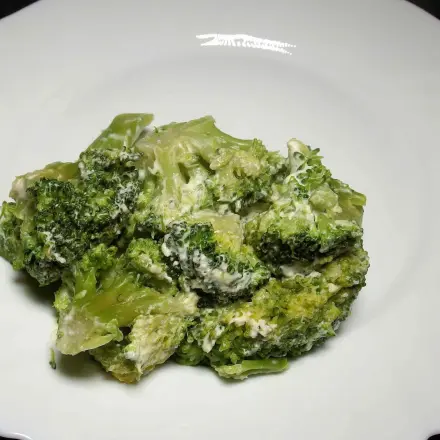 Brokkoli vitaminschonend in der Mikrowelle garen