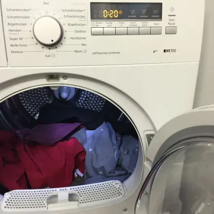 Große Menge T-shirts frisch und glatt wie gebügelt