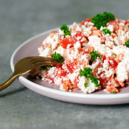 Sommersalat mit Hüttenkäse