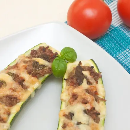Gefüllte Zucchini (mit Hackfleisch)