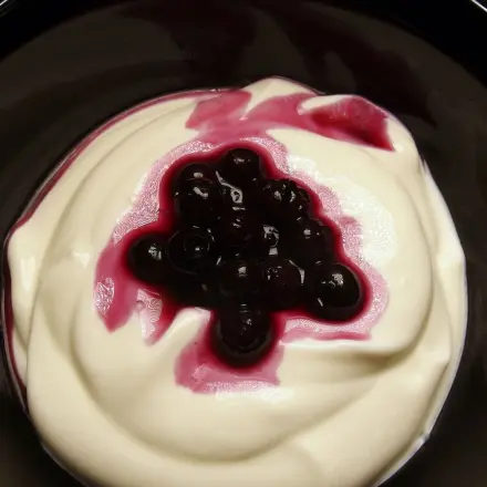 "Sahnejoghurt" mit wenigen Kalorien, aber viel Geschmack