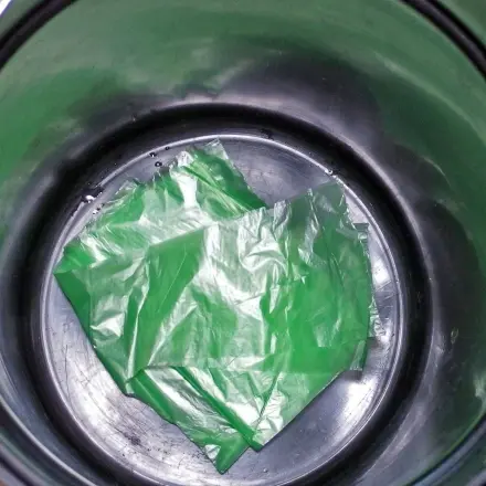 Weniger Rennen durch Mülltüten-Reserve im Mülleimer