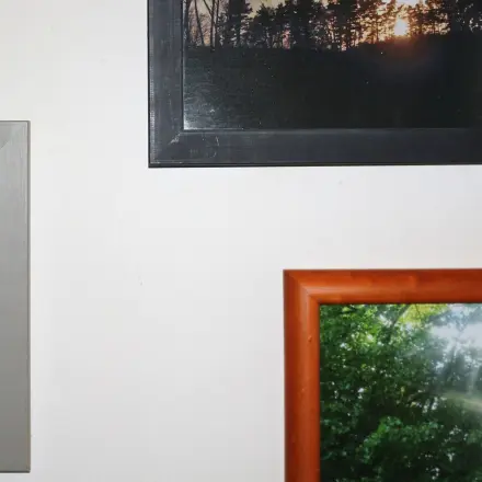 Radiergummi-Reste halten Bilder fest - kein Verrutschen der Bilder