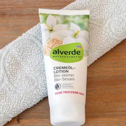 Rücken eincremen als Single