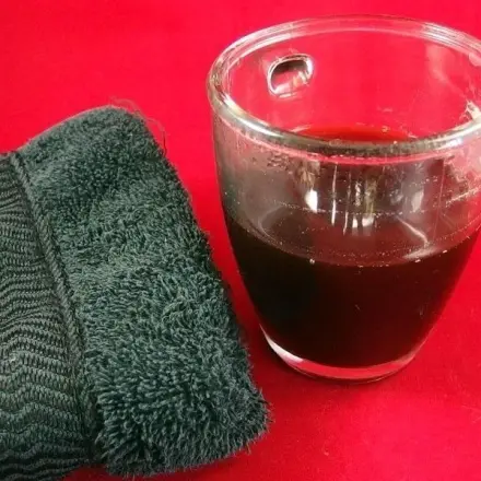 Stoff färben - färben mit Schwarztee