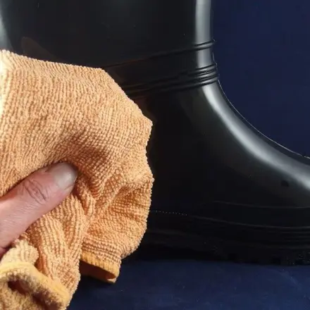 Gummistiefel richtig pflegen - lange Haltbarkeit