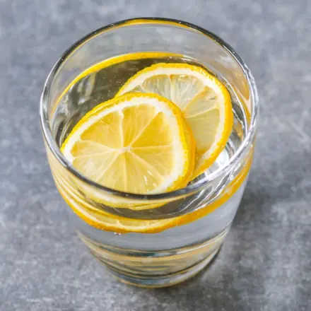 Zitronensaft gegen Zahnfleischentzündungen