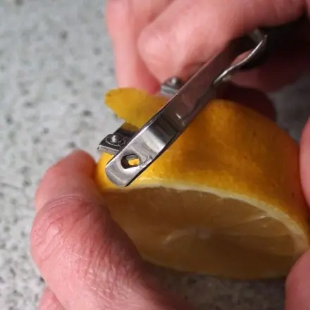 Zitronensirup - Sirup aus Zitronenschalen