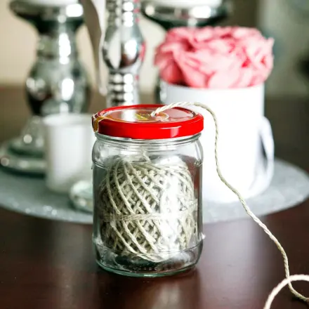 Schnur und Kordel im Marmeladenglas verstauen
