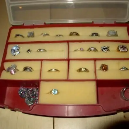 Ringe übersichtlich aufbewahren