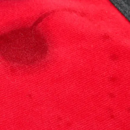 Mit Pfeifenerde gegen Fettflecken