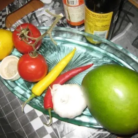 Würzige Mango-Chili-Sauce