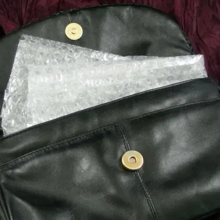 Handtasche mit zuviel Platz